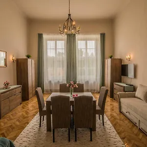 Apartment Suzy Apartman, Eger