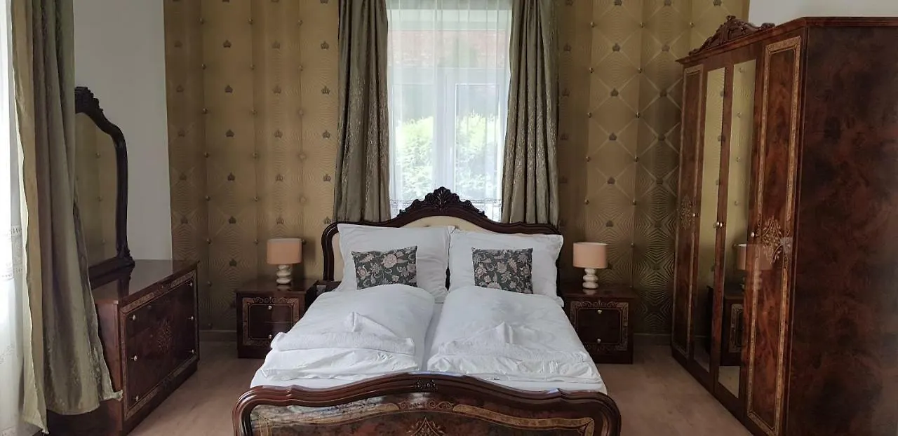 My-Lord Luxapartman Eger Apartman